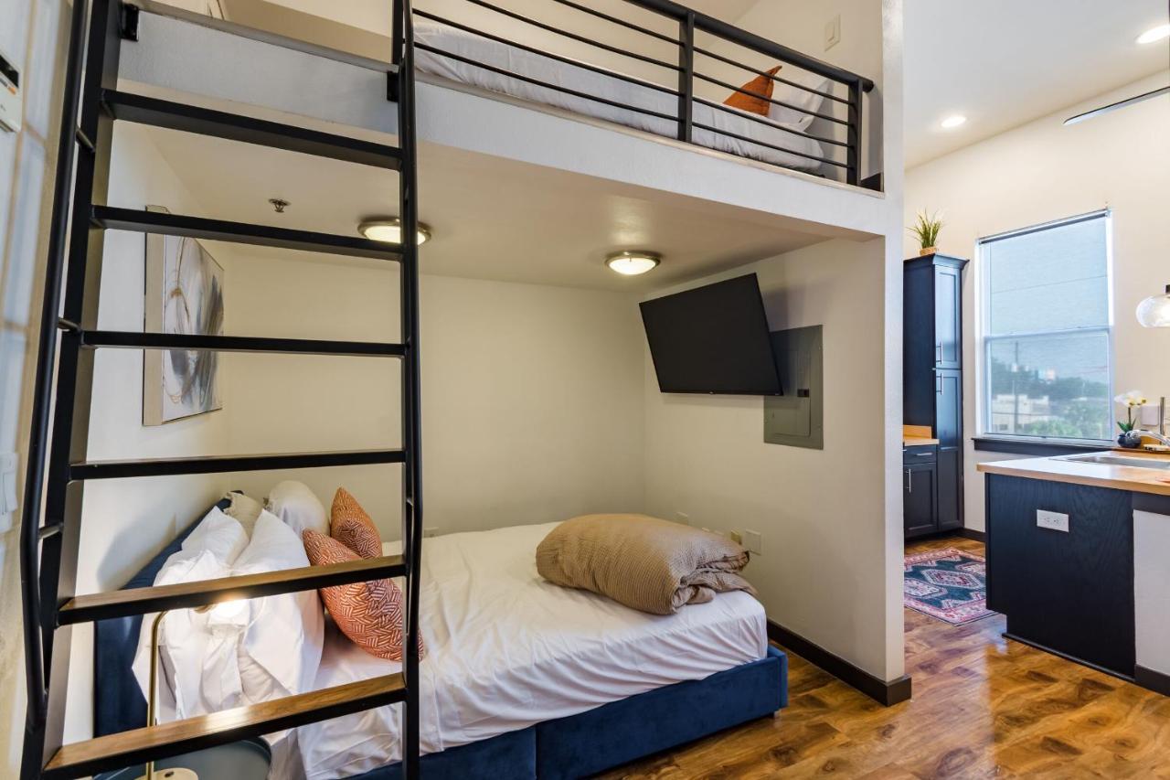 Old West Studio Lofts West Tampa Exterior foto